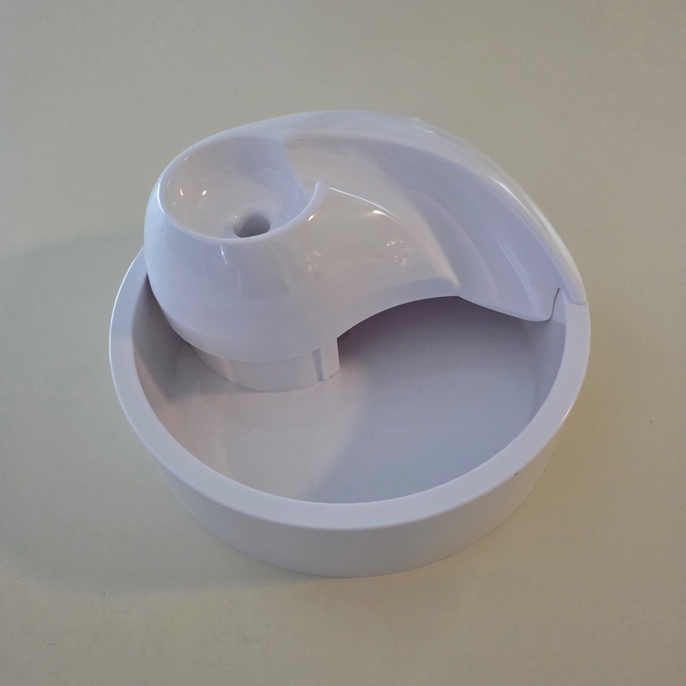 Harmony Waterslide Classic Pet Fountain - Opened box - Picture 7 of 9